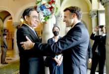 Leader of france allied chad meets putin hails ties with russia