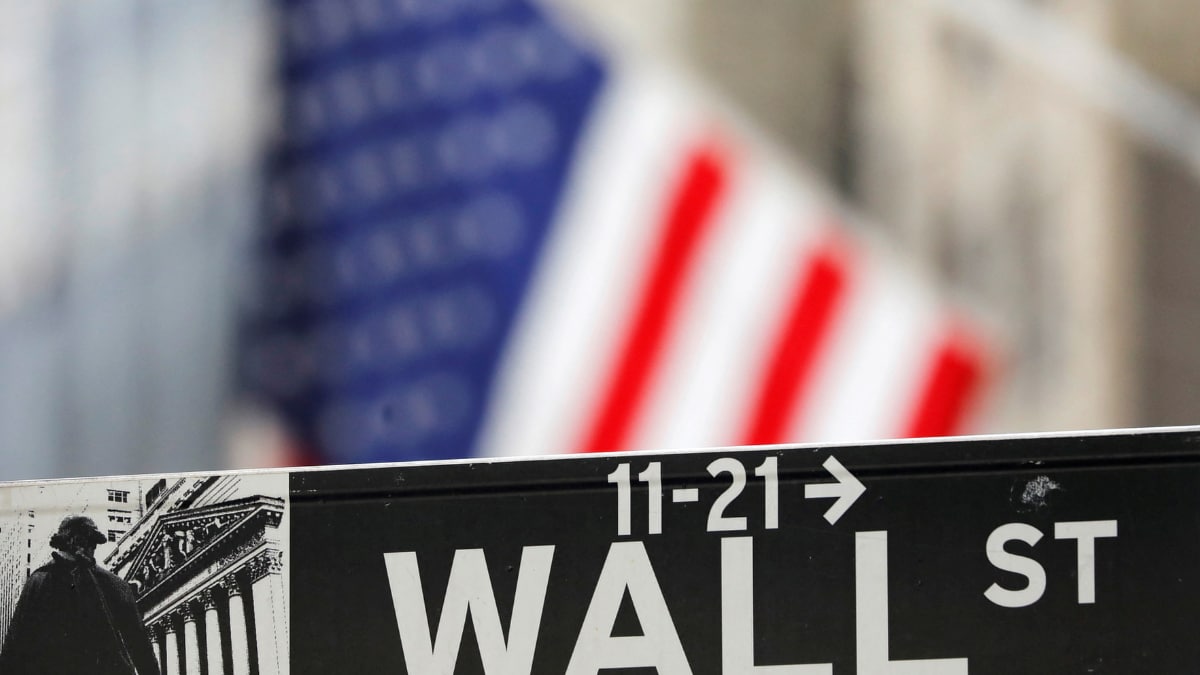 Asian markets mixed ahead of us inflation data