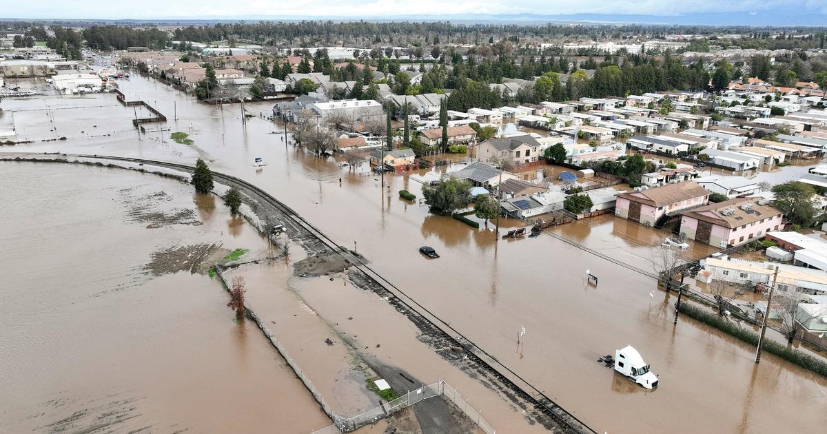 California storm triggers flooding mudslides power outages