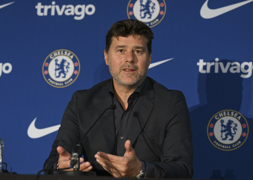 Under fire pochettino reveals good text from chelsea owners