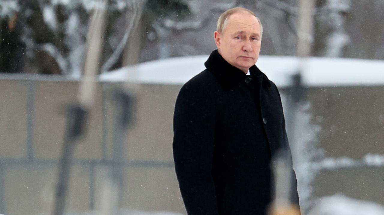 Putin says russian defeat in ukraine impossible in rare us interview